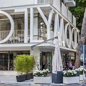 ** Hotel Hollywood Italie